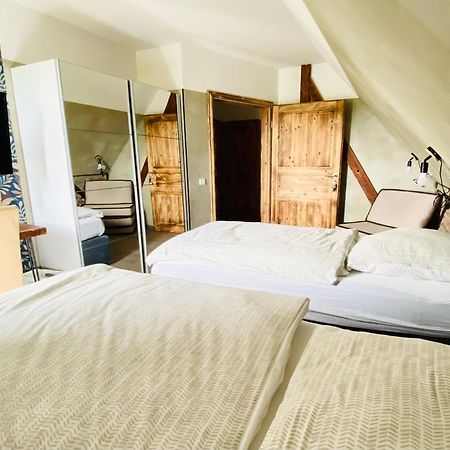 Phoenix Apartments - Monteurwohnung Mit Riesiger Parkflaeche Bielefeld Zewnętrze zdjęcie