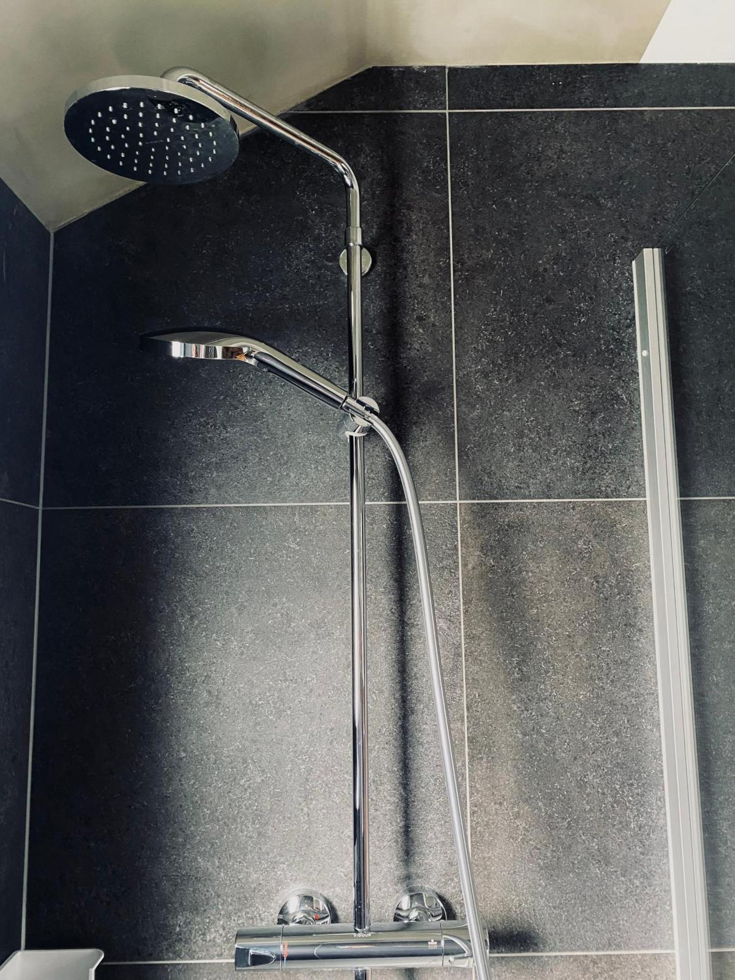 Phoenix Apartments - Monteurwohnung Mit Riesiger Parkflaeche Bielefeld Zewnętrze zdjęcie