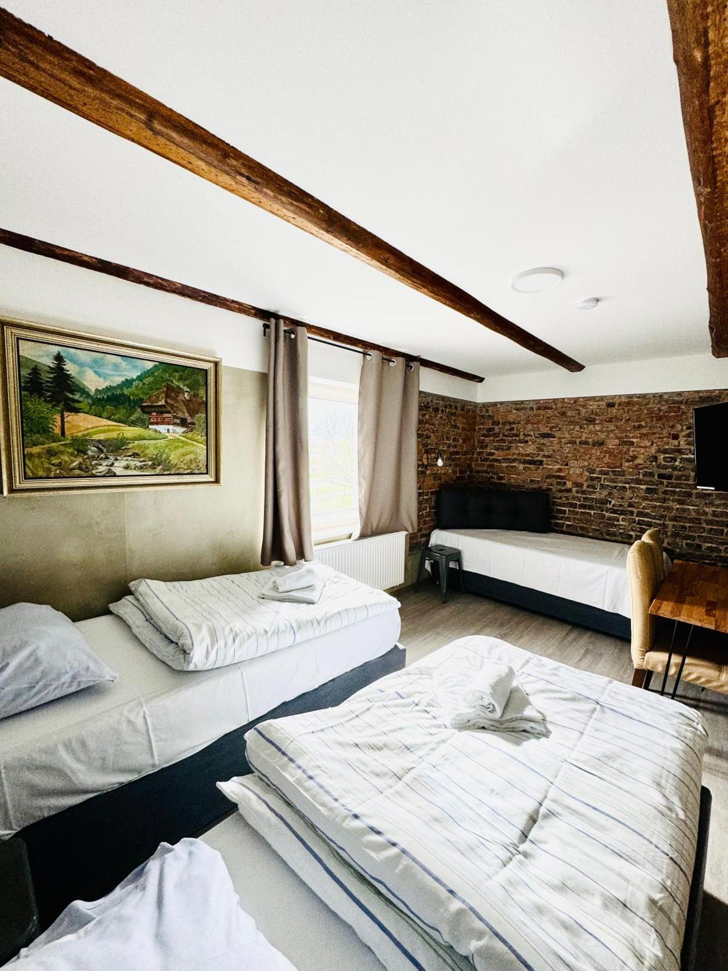 Phoenix Apartments - Monteurwohnung Mit Riesiger Parkflaeche Bielefeld Zewnętrze zdjęcie
